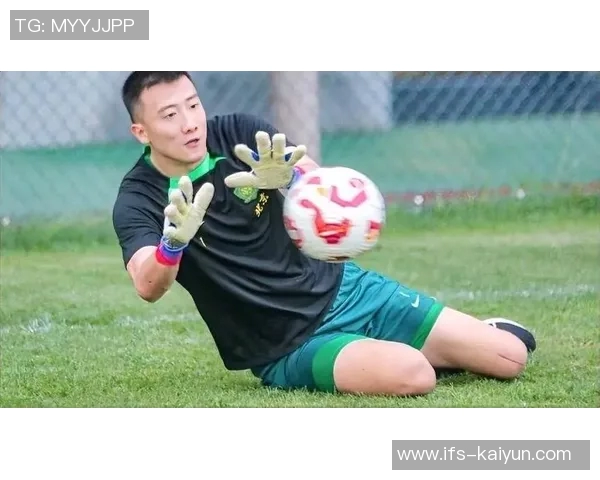 塞尔吉尼奥倒三角传中,古加精彩跟进破门:足球场上的精彩瞬间与战术解析 塞尔吉尼奥倒三角传中,古加精彩跟进破门:足球场上的精彩瞬间与战术解析