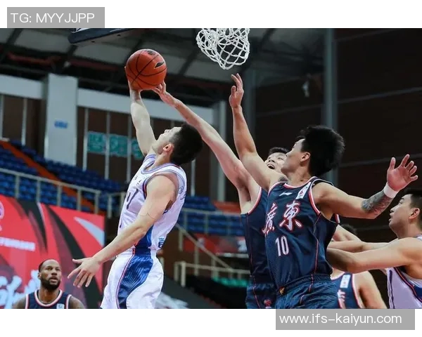 十冠王家有小虎初长成广东队冠军火种永不熄description:探索广东篮球辉煌背后的传承与未来,从十冠王家族的小虎成长到新时代的篮球火种,感受广东队不灭的冠军精神。keywords:广东篮球、十冠王、小虎、冠军传承、篮球文化、广东队、篮球精神、成长故事